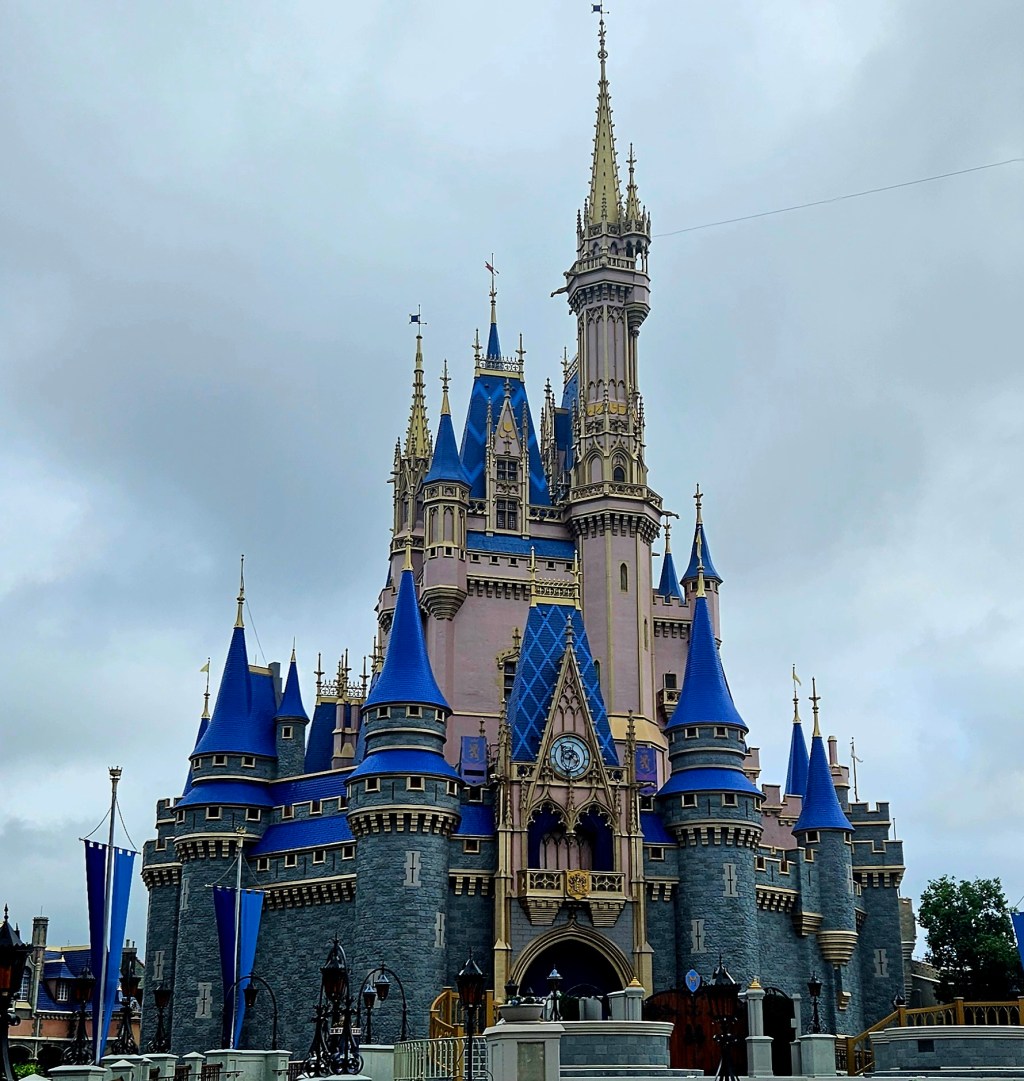 5 Essentials for Universal and Disney – Make Your Day More&nbsp;Enjoyable